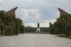 Sowjetisches-Ehrenmal-in-Berlin-Treptow-130828-DSC_0120.jpg